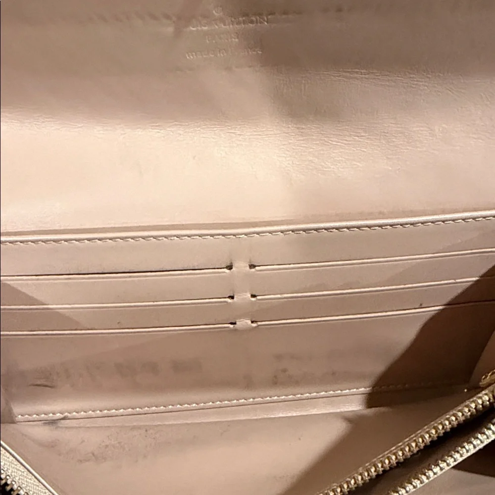 Louis Vuitton Nude Patent Monogram Continental Wallet - Picture 8 of 11
